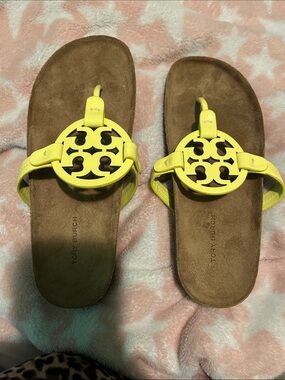Tory burch sandals